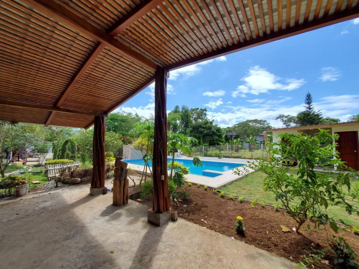 Casa Blanca Hortencia Sucua Exterior photo